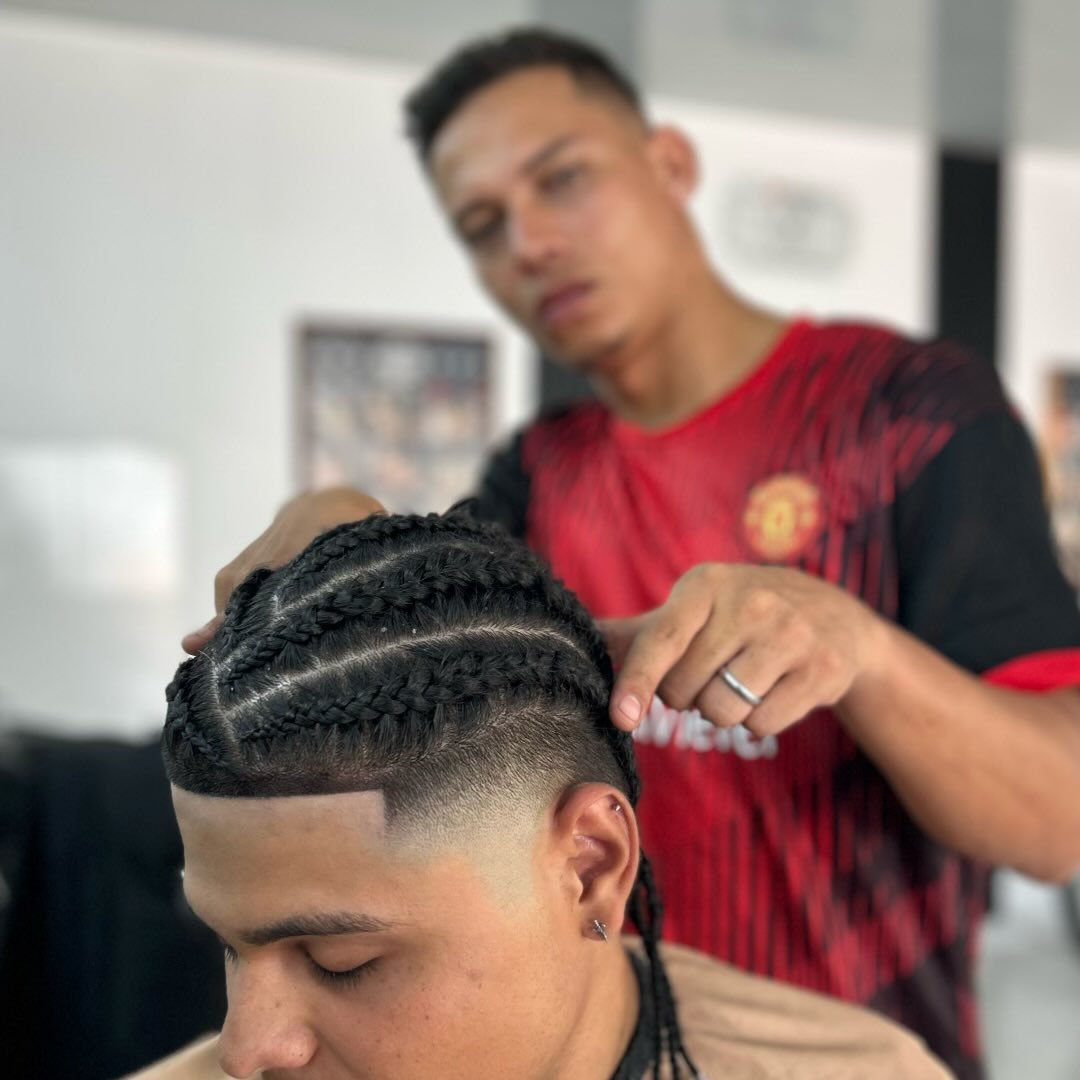 Wilver Rodríguez, barbero embajador Nishman en Palmira